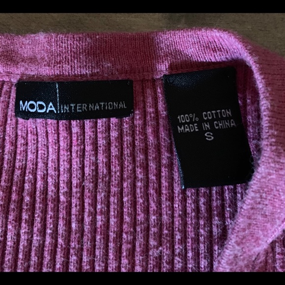 Moda International pink long sleeve sweater - Picture 2 of 3